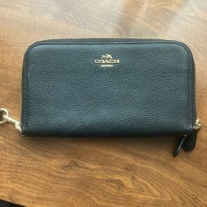 Coach black pebble leather wallet